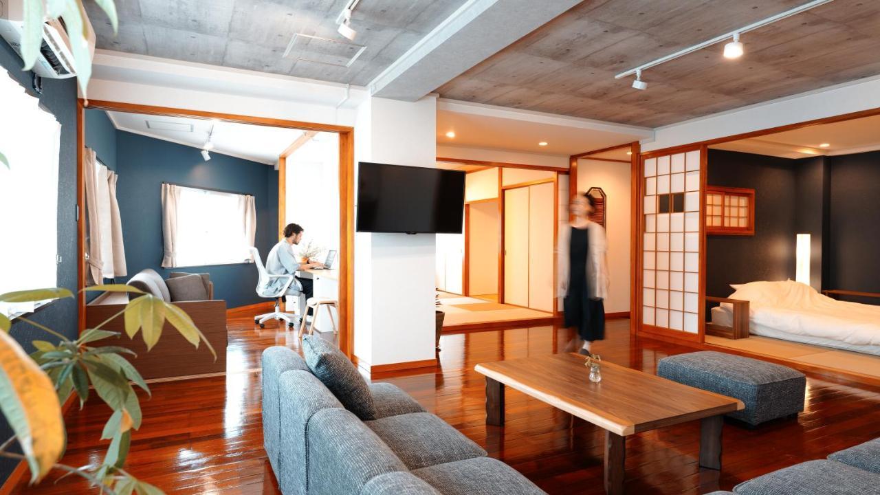 琉球モダン宿りゅうだん 那覇市 エクステリア 写真
